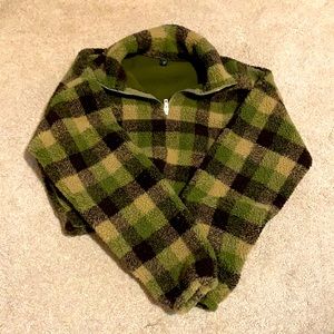 Plaid crop faux fur sweatshirt